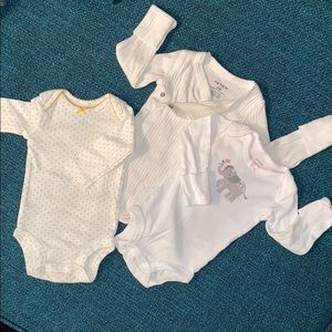 Bundle of 3 Carters onesies
